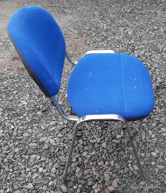 Židle modrá kancelářská, nohy ovál  (Zidle modra kancelarska, nohy oval .... (7 kusů) (2).jpg)